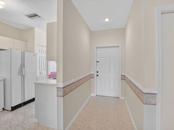 10221 Via Hibiscus 3, Boca Raton FL 33428