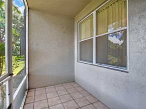 10221 Via Hibiscus 3, Boca Raton FL 33428
