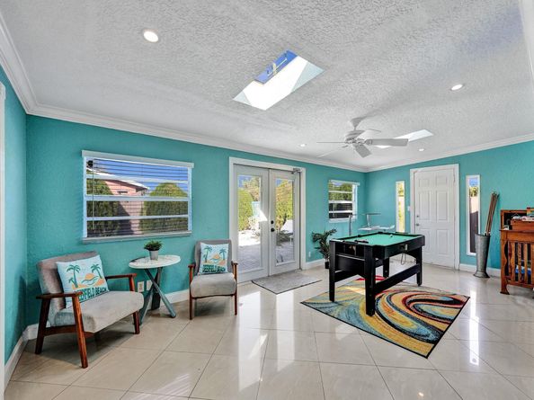 1301 SE 2nd Ter, Deerfield Beach FL 33441