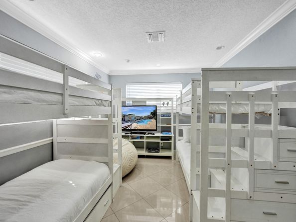 1301 SE 2nd Ter, Deerfield Beach FL 33441