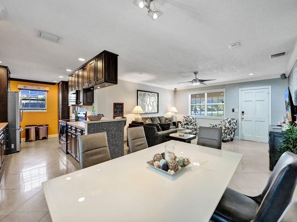 1301 SE 2nd Ter, Deerfield Beach FL 33441