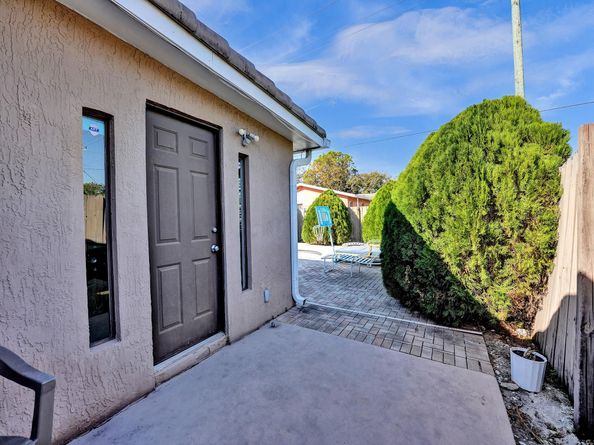 1301 SE 2nd Ter, Deerfield Beach FL 33441