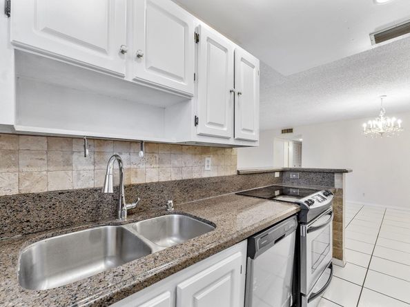 4570 NW 3rd Street B, Delray Beach FL 33445