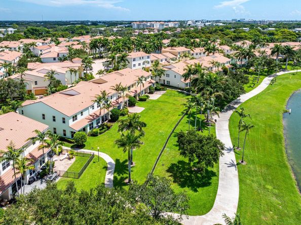 1570 NW 48th Place, Boca Raton FL 33431