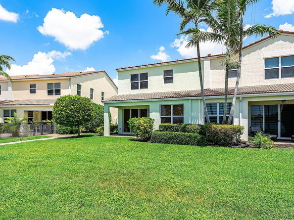 1570 NW 48th Place, Boca Raton FL 33431