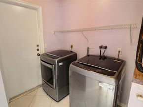 5743 NW 100th Way, Coral Springs FL 33076