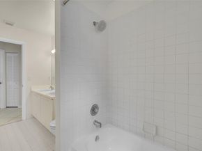 5743 NW 100th Way, Coral Springs FL 33076