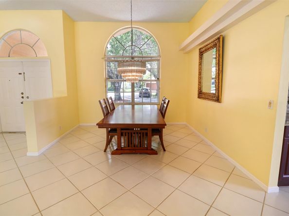 5743 NW 100th Way, Coral Springs FL 33076