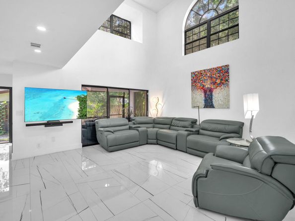 3443 Laurel Oaks Ln 607, Hollywood FL 33021