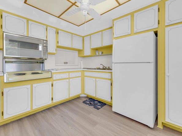 18707 NE 14th Ave 638, Miami FL 33179