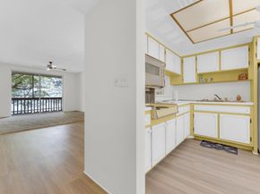 18707 NE 14th Ave 638, Miami FL 33179