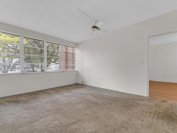 18707 NE 14th Ave 638, Miami FL 33179