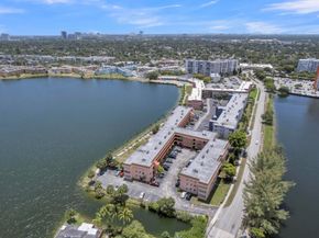 18707 NE 14th Ave 638, Miami FL 33179