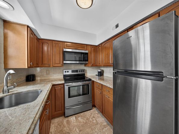 2708 NE 14th Street Cswy 2, Pompano Beach FL 33062