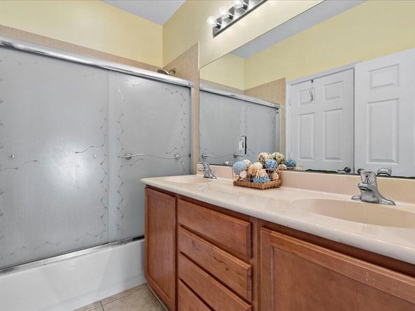 1078 Grove Park Circle, Boynton Beach FL 33436