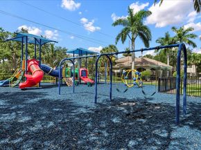 1078 Grove Park Circle, Boynton Beach FL 33436