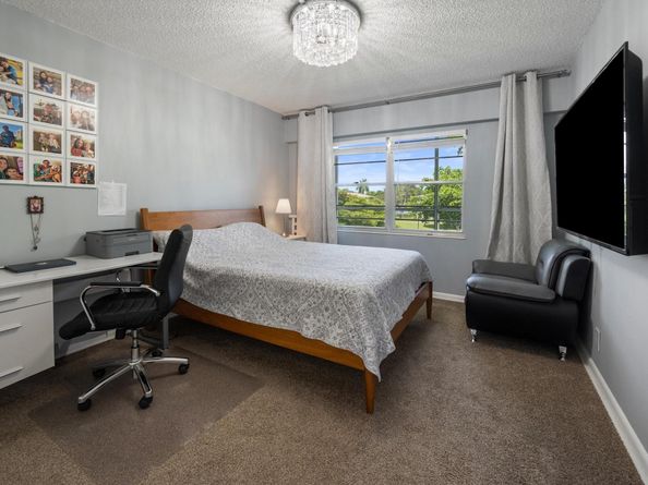 334 Brighton H 334, Boca Raton FL 33434
