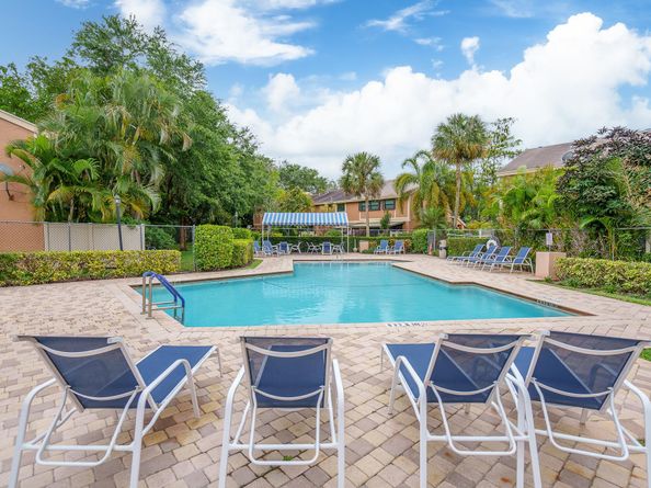 2227 NW 45th Ave 2227, Coconut Creek FL 33066