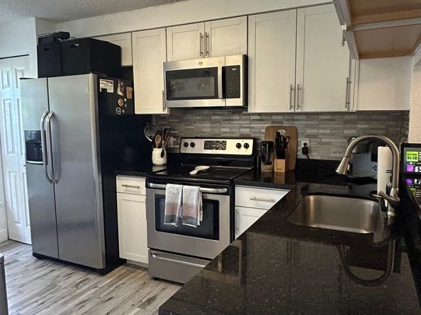 3336 Confetti Ln 809, Margate FL 33063