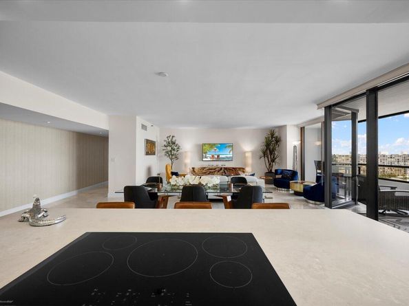 100 Lakeshore Drive 1154, North Palm Beach FL 33408