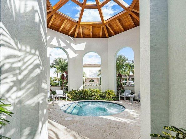 16100 Villa Vizcaya Place, Delray Beach FL 33446