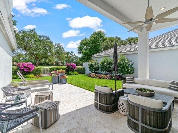 16100 Villa Vizcaya Place, Delray Beach FL 33446
