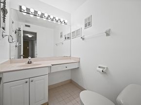 9713 N New River Canal Road 304, Plantation FL 33324