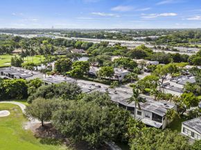9713 N New River Canal Road 304, Plantation FL 33324