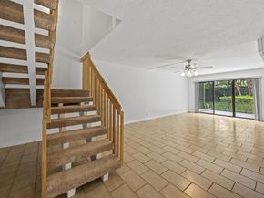 9713 N New River Canal Road 304, Plantation FL 33324