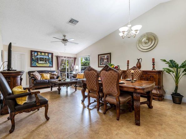 1035 Island Manor Drive, Greenacres FL 33413