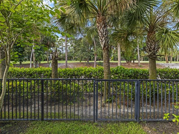 15816 Italian Cypress Way, Wellington FL 33414