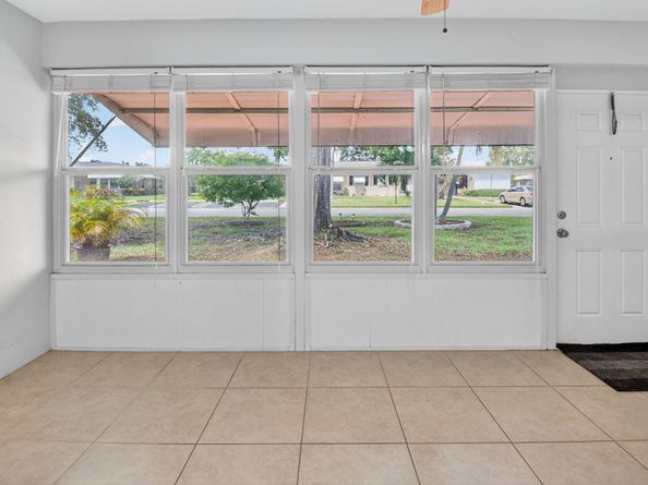 930 South Drive B, Delray Beach FL 33445