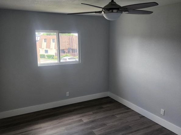 Undisclosed Address #FX-10520094, North Lauderdale FL 33068