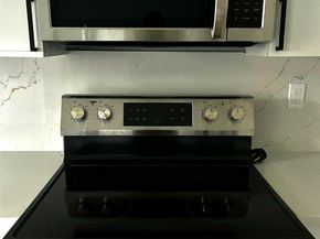 Undisclosed Address #FX-10520094, North Lauderdale FL 33068