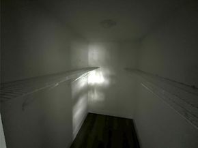 Undisclosed Address #FX-10520094, North Lauderdale FL 33068