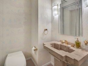 9342 NW 10th St, Plantation FL 33322