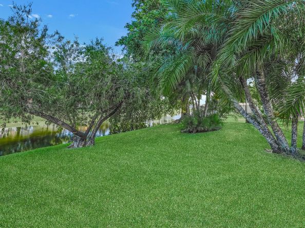 9342 NW 10th St, Plantation FL 33322