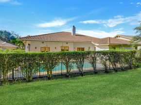 9342 NW 10th St, Plantation FL 33322