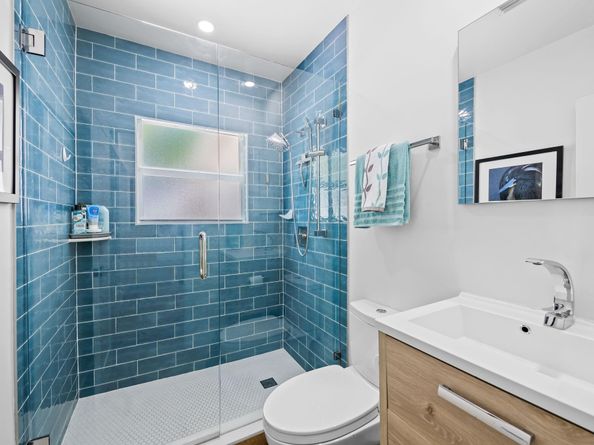 1637 NE 17th Way, Fort Lauderdale FL 33305