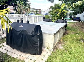 751 Pine Dr 103, Pompano Beach FL 33060