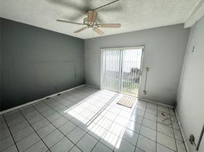 751 Pine Dr 103, Pompano Beach FL 33060