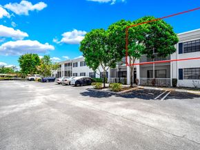 150 Cypress Club Dr 528, Pompano Beach FL 33060