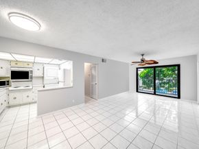 150 Cypress Club Dr 528, Pompano Beach FL 33060