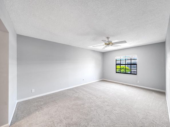 150 Cypress Club Dr 528, Pompano Beach FL 33060