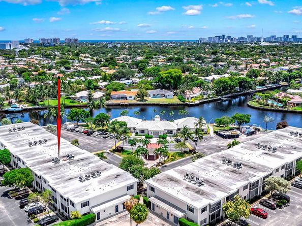 150 Cypress Club Dr 528, Pompano Beach FL 33060