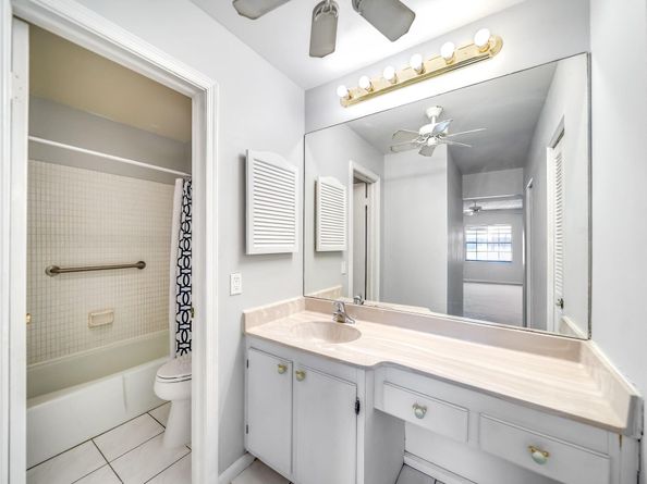 150 Cypress Club Dr 528, Pompano Beach FL 33060