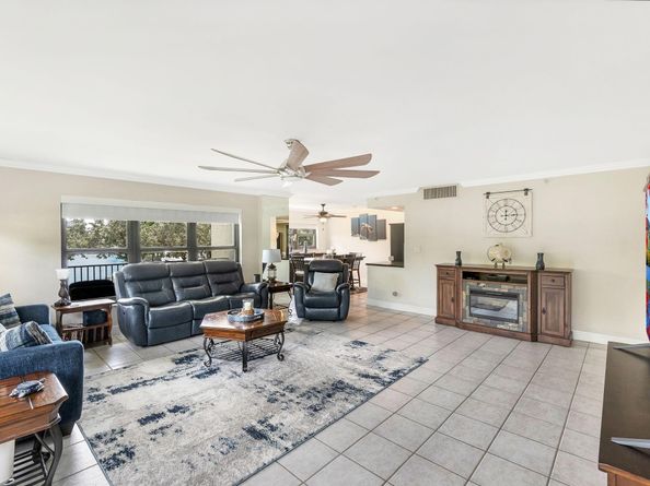 3200 N Port Royal Dr N 112, Fort Lauderdale FL 33308