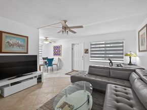 144 Dorchester G, West Palm Beach FL 33417