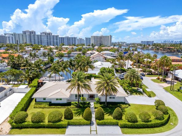 3222 NE 40th St, Fort Lauderdale FL 33308