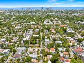 1113 NE 2nd St, Fort Lauderdale FL 33301